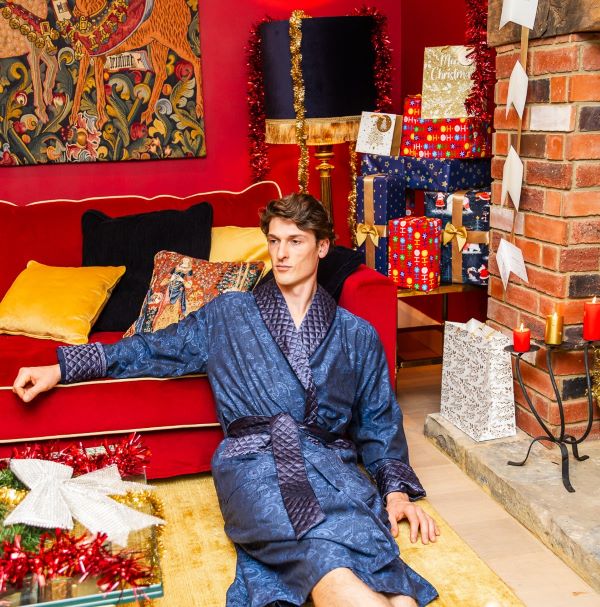 Unwrap the Joy of Personalized Bathrobes this Christmas Season